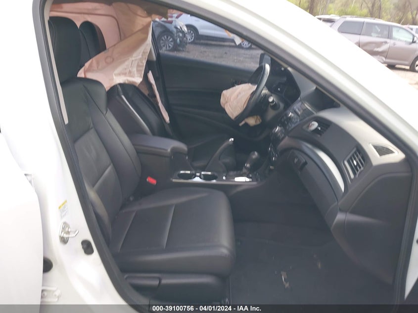 2015 Acura Ilx 2.0L VIN: 19VDE1F32FE008586 Lot: 39100756