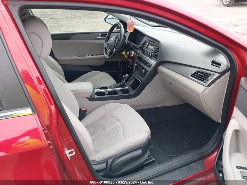 VIN 5NPE24AFXHH572623 2017 HYUNDAI SONATA