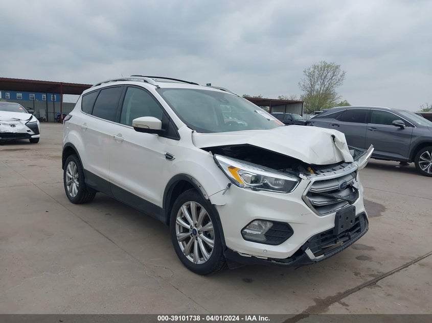 VIN 1FMCU9J98HUD53640 2017 FORD ESCAPE TITANIUM