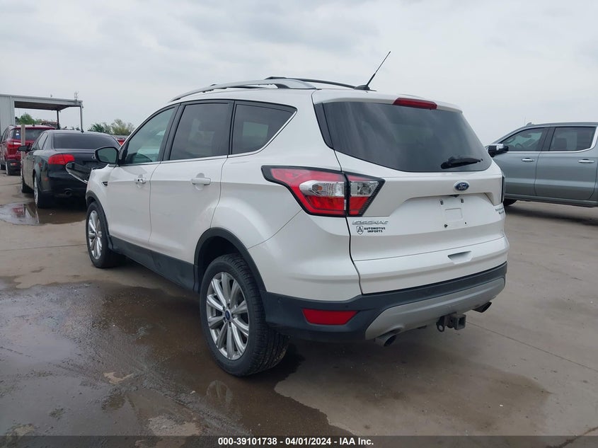 VIN 1FMCU9J98HUD53640 2017 FORD ESCAPE TITANIUM