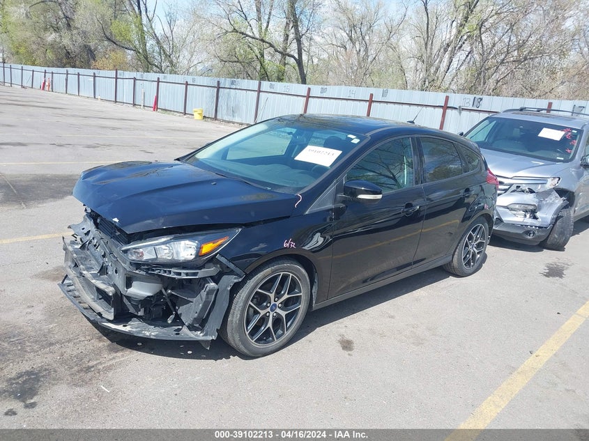 VIN 1FADP3M26HL343695 2017 FORD FOCUS SEL