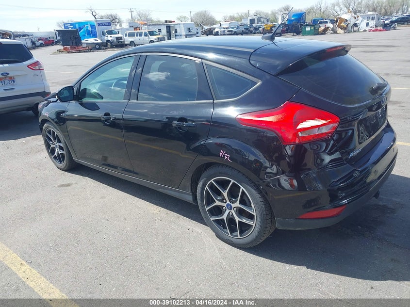 VIN 1FADP3M26HL343695 2017 FORD FOCUS SEL