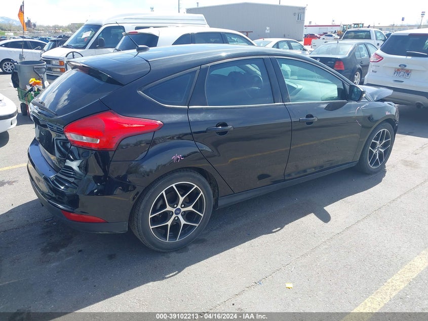 VIN 1FADP3M26HL343695 2017 FORD FOCUS SEL