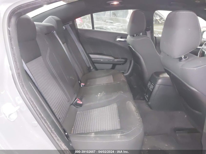 VIN 2C3CDXJG5JH130489 2018 DODGE CHARGER GT