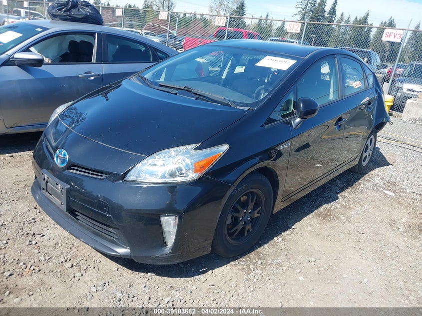 2015 TOYOTA PRIUS TWO - JTDKN3DU2F0441744