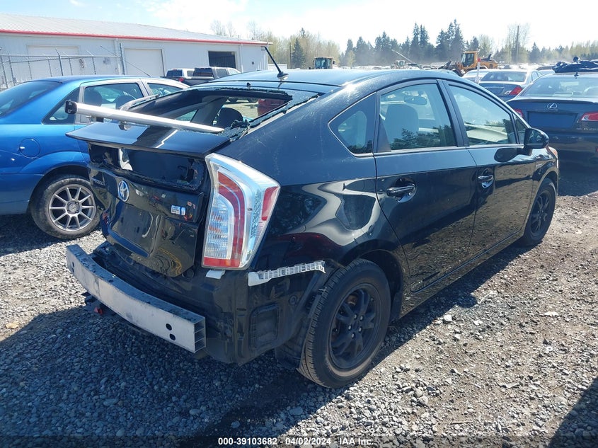 2015 TOYOTA PRIUS TWO - JTDKN3DU2F0441744