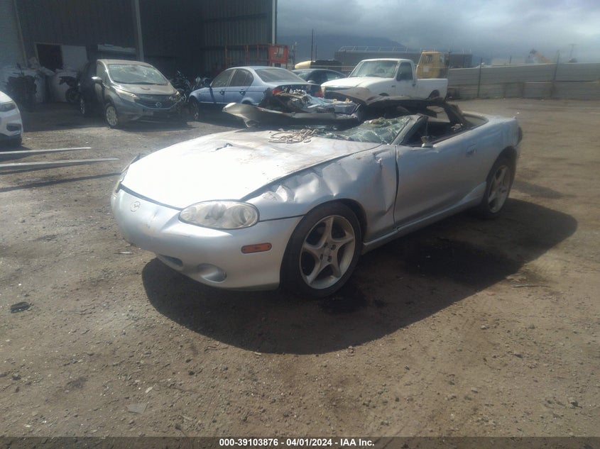 2003 Mazda Mx-5 Miata Cloth/Ls/Se/Shinsen VIN: JM1NB353X30300492 Lot: 39103876
