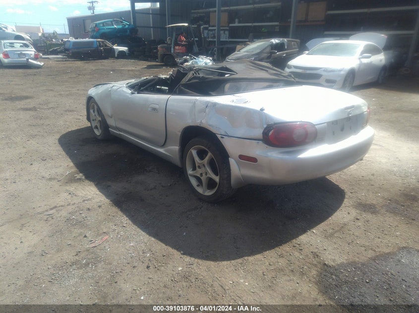2003 Mazda Mx-5 Miata Cloth/Ls/Se/Shinsen VIN: JM1NB353X30300492 Lot: 39103876