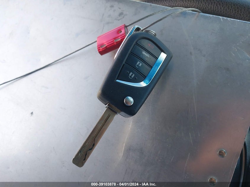 2018 TOYOTA CAMRY LE - 4T1B11HKXJU066725