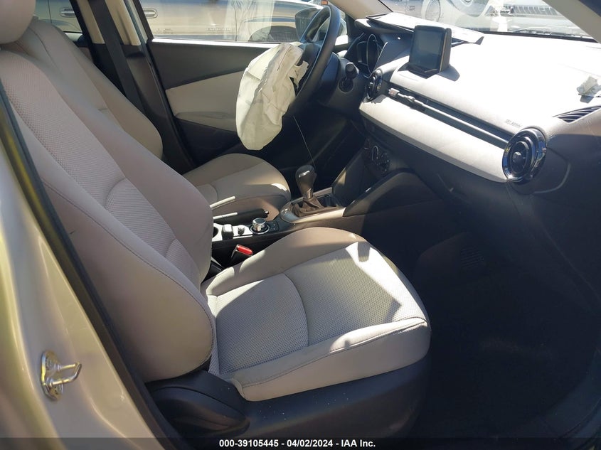 VIN 3MYDLBYV7LY712425 2020 TOYOTA YARIS L