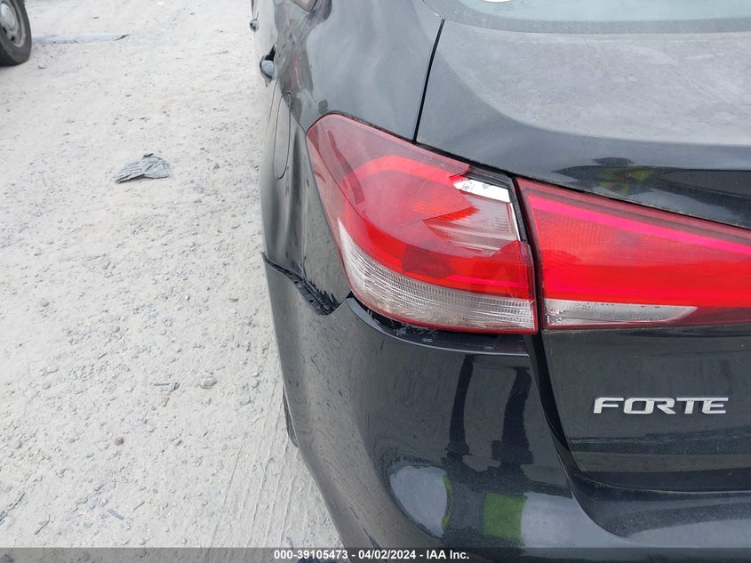 2017 KIA FORTE LX - 3KPFK4A78HE047559