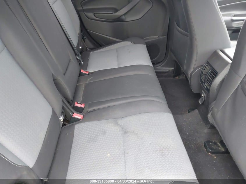 VIN 1FMCU0GD6HUE88400 2017 FORD ESCAPE SE