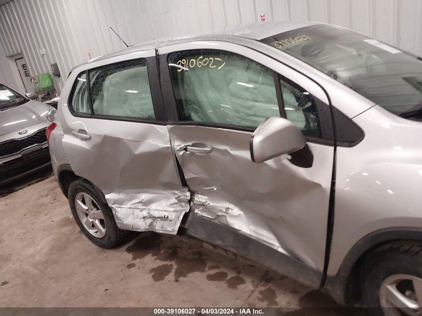 2016 CHEVROLET TRAX LS - KL7CJNSB1GB504820