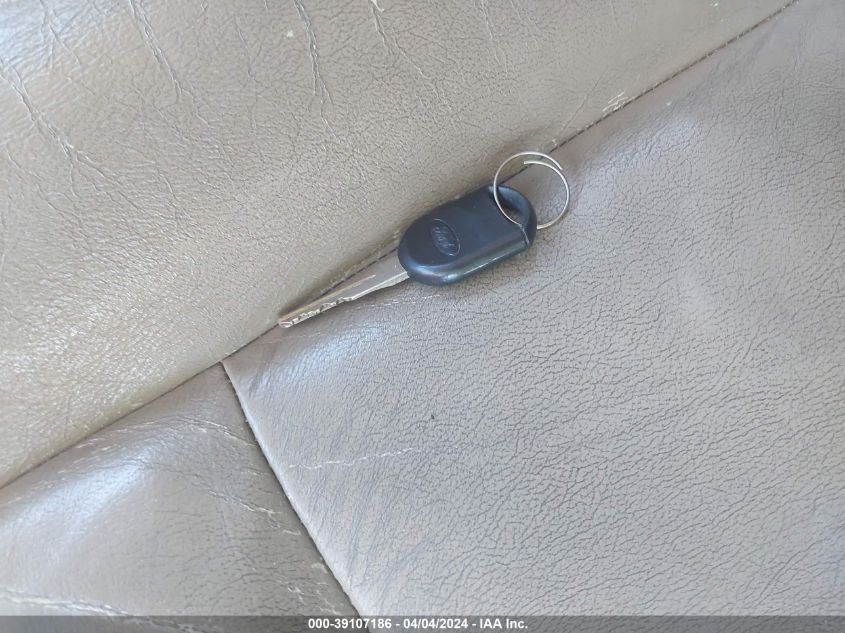 2FMZA52206BA25886 2006 Ford Freestar Sel