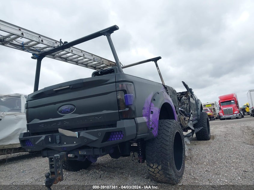 1FT8W3BT6HEC24608 2017 FORD F350 photo no. 4