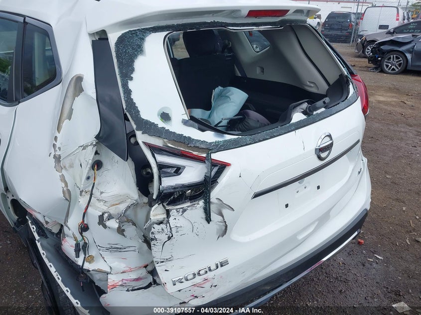 VIN KNMAT2MV5HP528665 2017 NISSAN ROGUE S