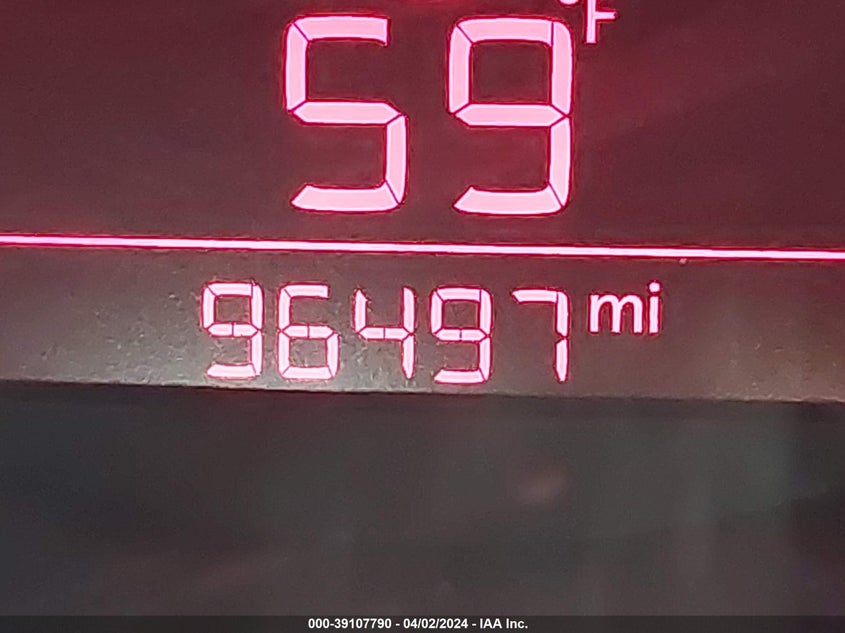 2013 VOLKSWAGEN BEETLE 2.5L - 3VWJX7AT0DM677356