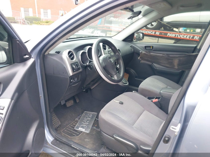 2005 Toyota Matrix VIN: 2T1KR32E85C472565 Lot: 39108043