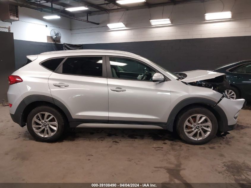 KM8J3CA4XHU317735 2017 Hyundai Tucson Se