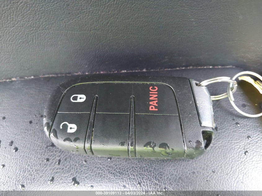 VIN 3C4NJDBB8HT646863 2017 JEEP NEW COMPASS LATITUDE 4X4