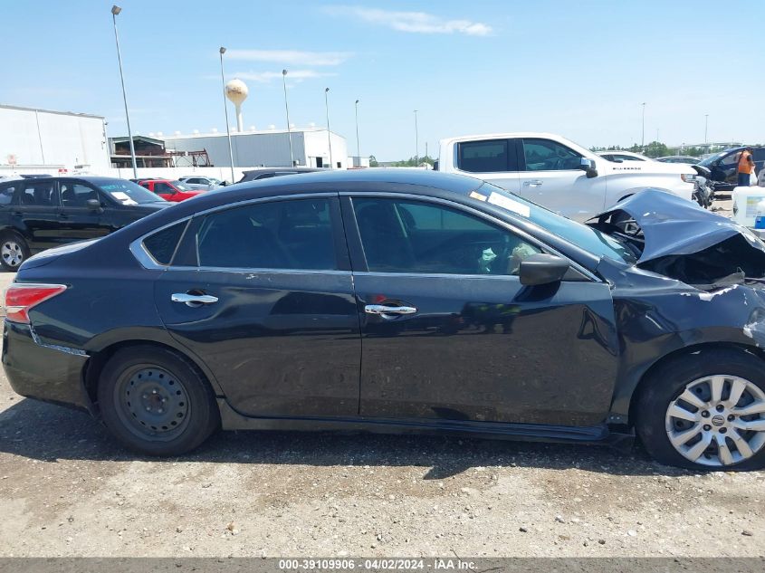 2014 Nissan Altima 2.5 S VIN: 1N4AL3AP4EN213607 Lot: 39109906