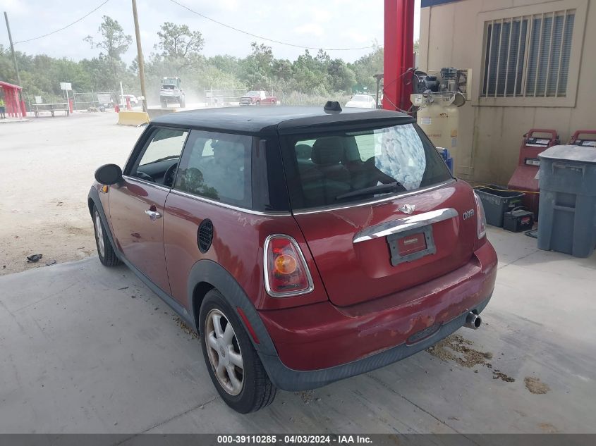 WMWMF33599TT68775 | 2009 MINI COOPER