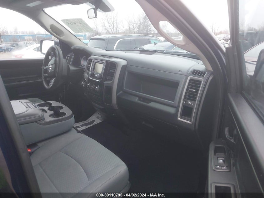 VIN 1C6RR7KG4JS339082 2018 RAM 1500 EXPRESS  4X4 "57" BOX