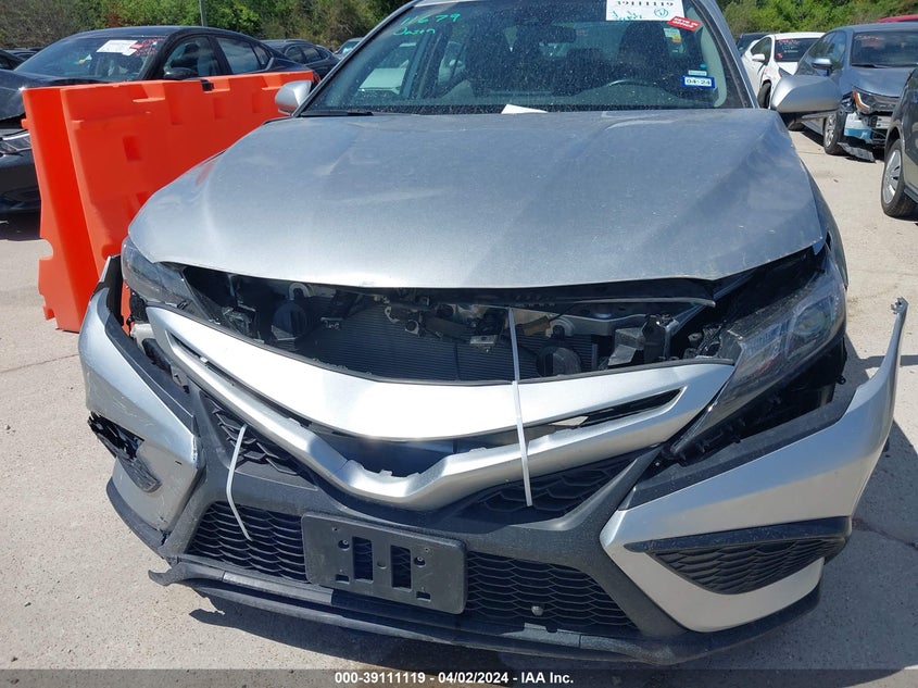 2022 TOYOTA CAMRY SE/SE NIGHT SHADE - 4T1G11AK8NU693686