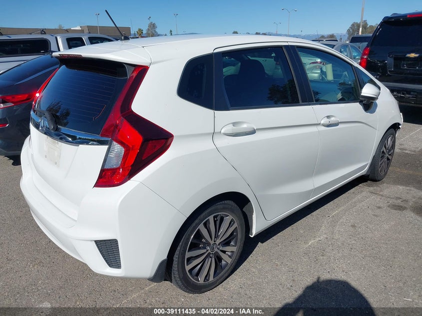 2015 HONDA FIT VIN: 3HGGK5H88FM746493
