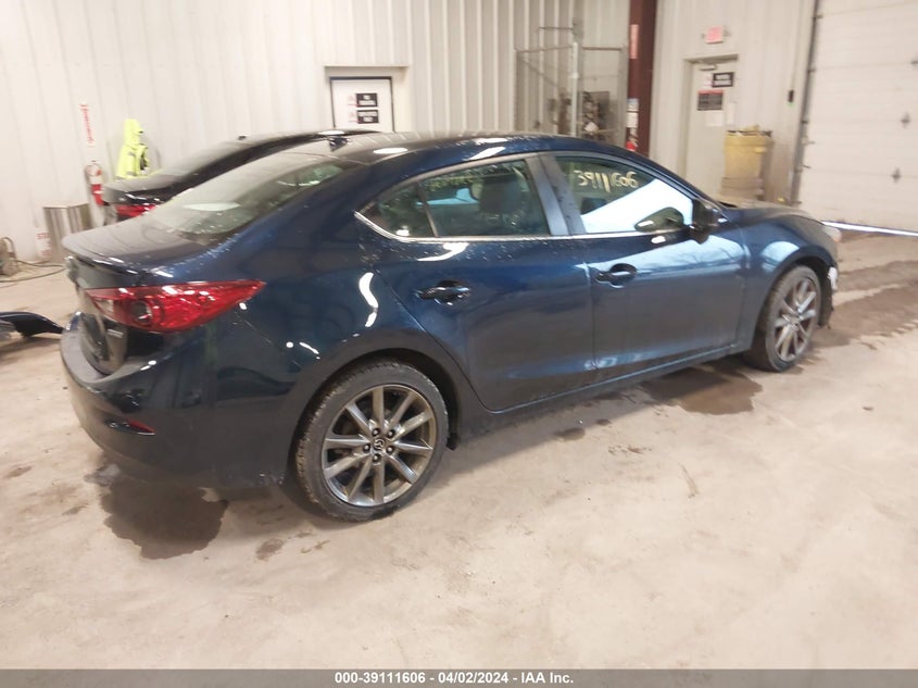 VIN 3MZBN1V38JM259771 2018 MAZDA MAZDA3 TOURING