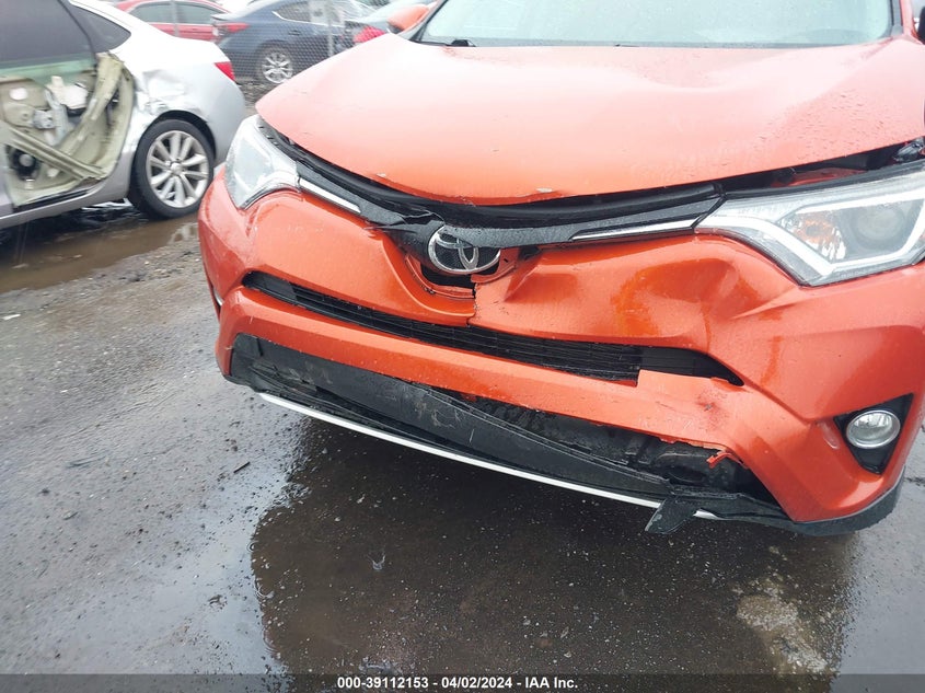 2016 TOYOTA RAV4 XLE - 2T3RFREVXGW417694