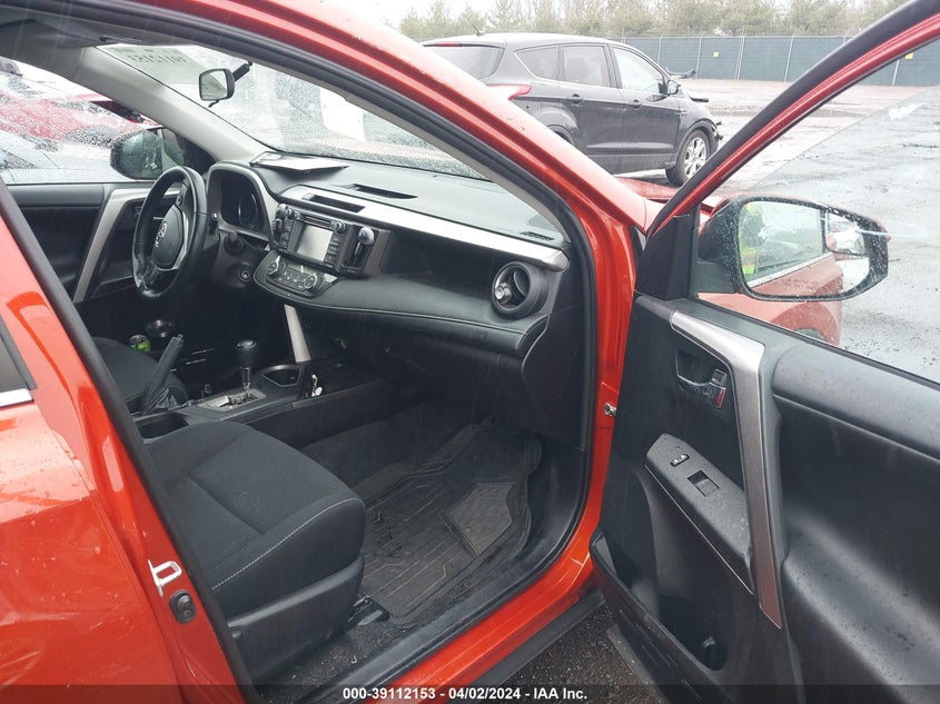 2016 TOYOTA RAV4 XLE - 2T3RFREVXGW417694