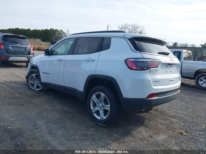 VIN 3C4NJDBN2RT599115 2024 JEEP COMPASS LATITUDE 4X4