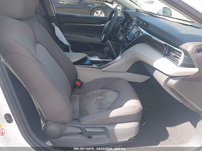 2018 TOYOTA CAMRY LE - 4T1B11HK9JU100315