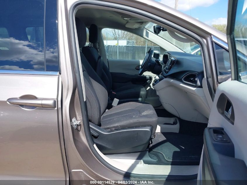 VIN 2C4RC1CG9HR608436 2017 CHRYSLER PACIFICA LX