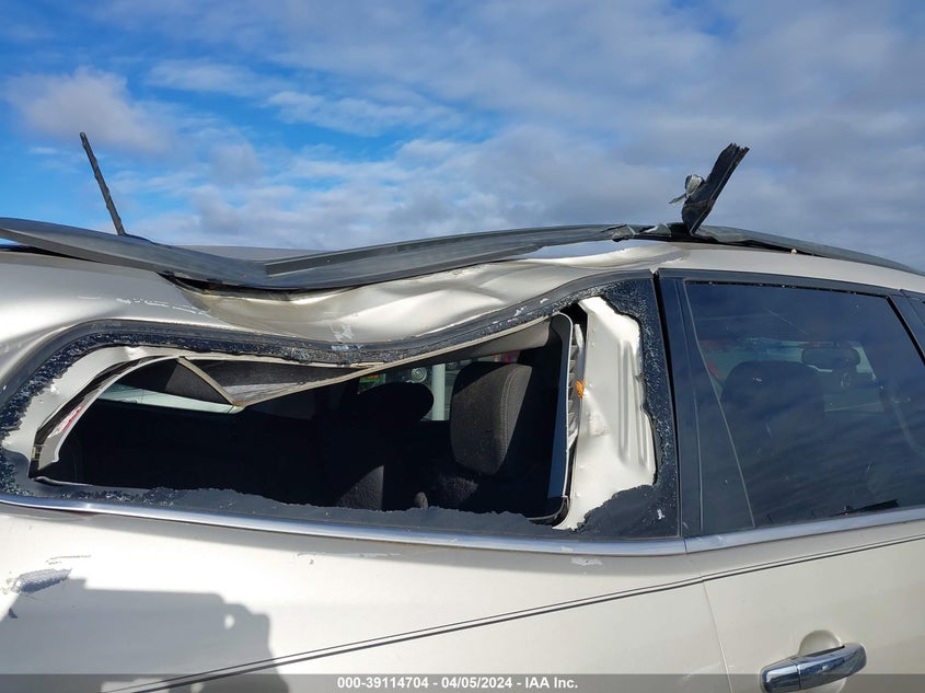 2015 CHEVROLET TRAVERSE 2LT - 1GNKRHKD2FJ387447