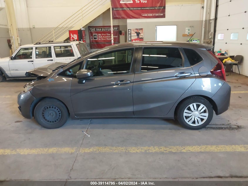 2016 HONDA FIT LX - JHMGK5H58GX031602