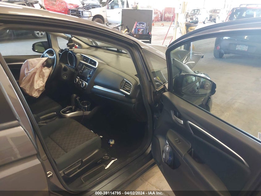 2016 HONDA FIT LX - JHMGK5H58GX031602