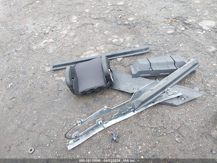 5N1DR2MN6HC689573 2017 Nissan Pathfinder Sv