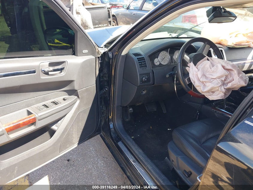 2009 Chrysler 300C Hemi VIN: 2C3KA63T79H581072 Lot: 39116249