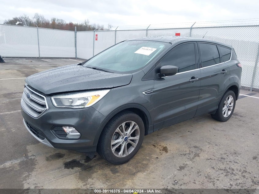 VIN 1FMCU0GD6HUE05774 2017 FORD ESCAPE SE