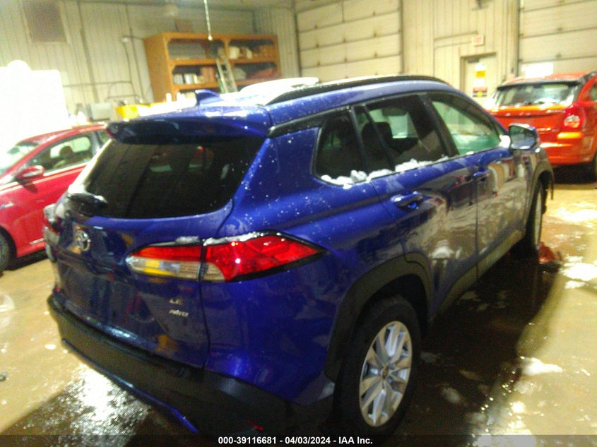 2023 Toyota Corolla Cross Le VIN: 7MUBAABG8PV067867 Lot: 39116681