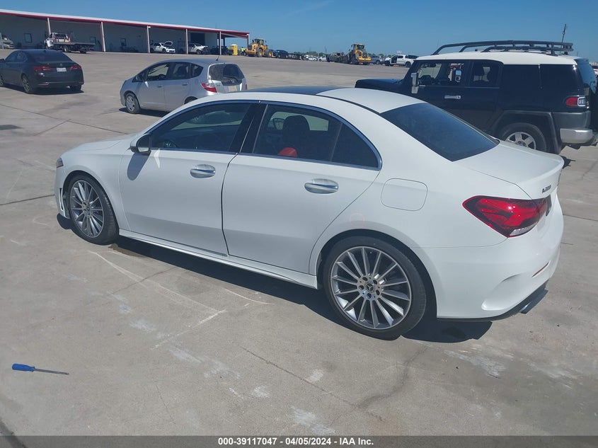 2019 Mercedes-Benz A 220 4Matic VIN: WDD3G4FB2KW021401 Lot: 39117047