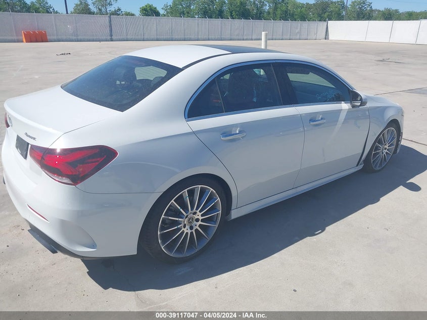 2019 Mercedes-Benz A 220 4Matic VIN: WDD3G4FB2KW021401 Lot: 39117047