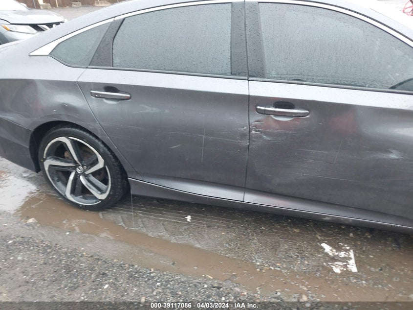 VIN 1HGCV1F37JA087589 2018 HONDA ACCORD SPORT