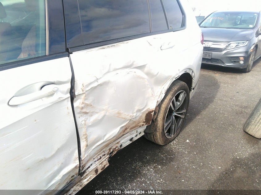 2021 BMW X7 XDRIVE40I VIN: 5UXCW2C06M9H11594