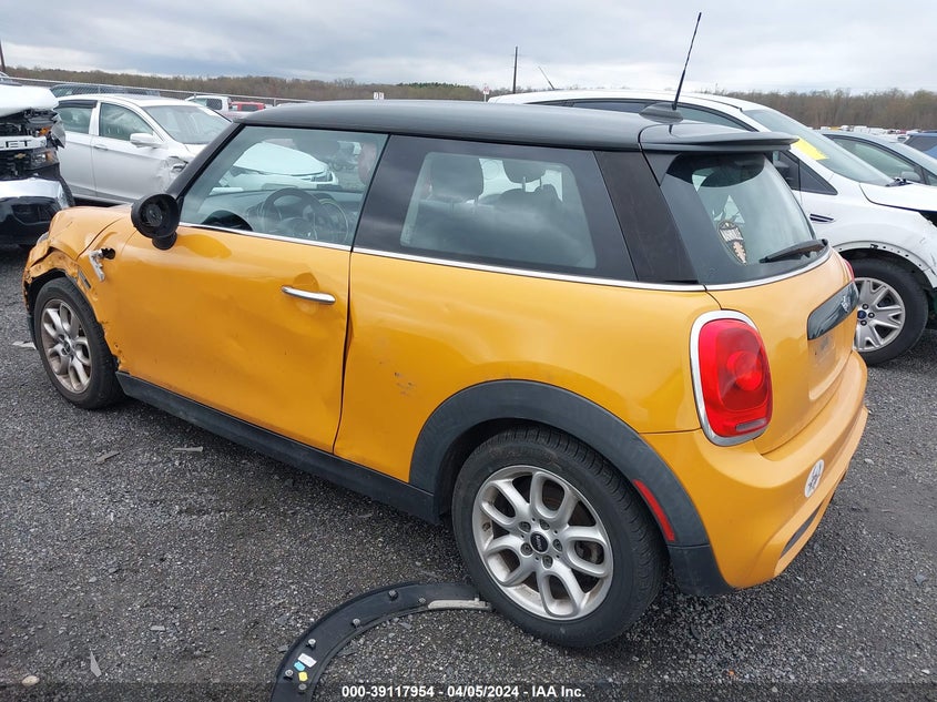 2015 Mini Hardtop Cooper S VIN: WMWXP7C54F2A58961 Lot: 39117954