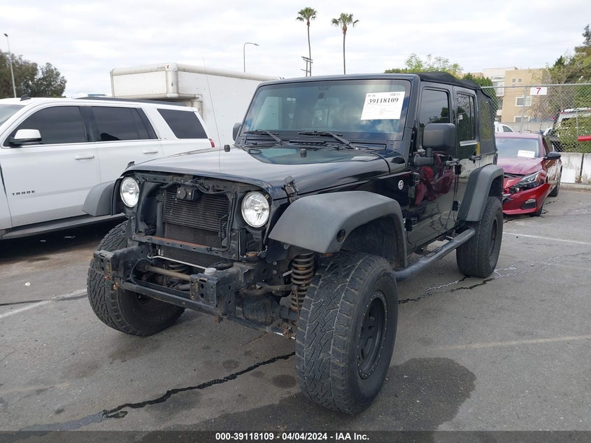 2015 JEEP WRANGLER UNLIMITED SPORT - 1C4BJWDG4FL610703