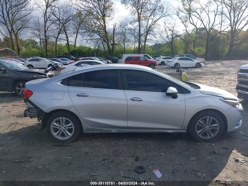 2018 CHEVROLET CRUZE LT - 1G1BE5SMXJ7236051