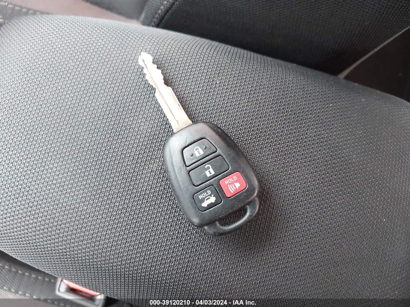 2018 TOYOTA COROLLA VIN: 2T1BURHE3JC001619